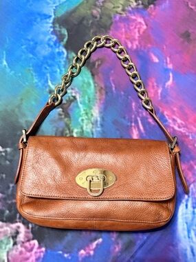 Mulberry Tan Leather Shoulder Bag with Gold Chain Handle